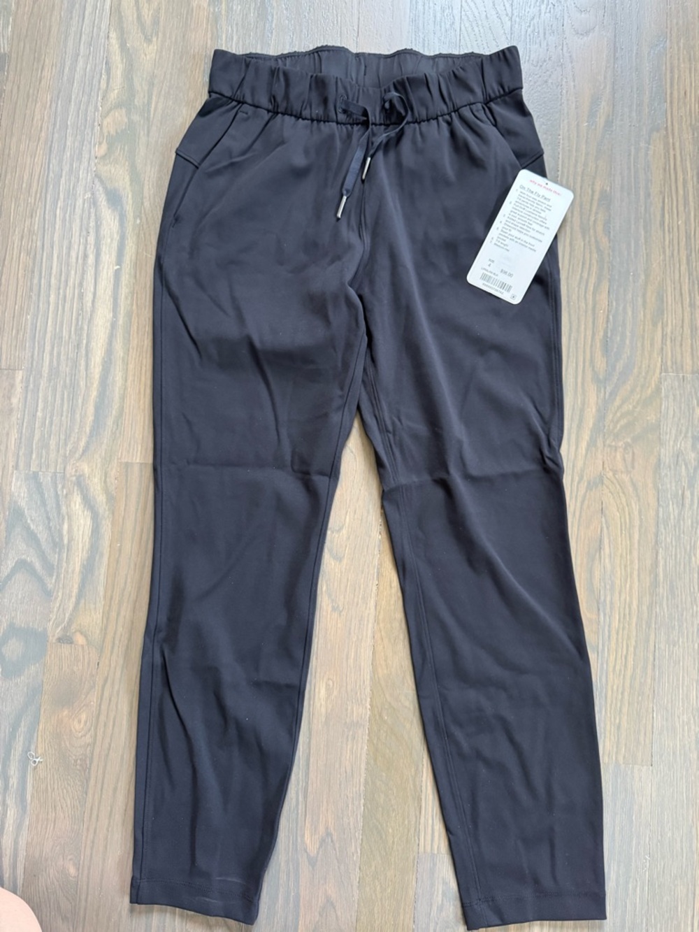 Lululemon on the fly pant 4